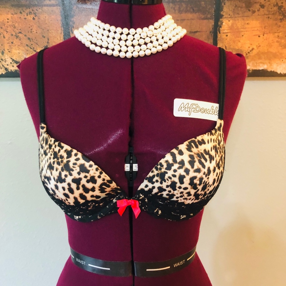 VICTORIA SECRET Very Sexy Push-up 32c